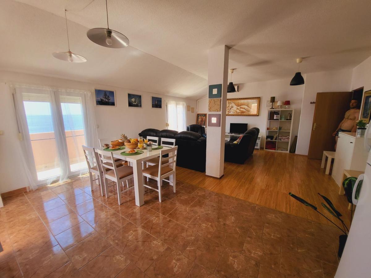 Apartment Beverly Kozino - By The Sea With Free Parking ภายนอก รูปภาพ